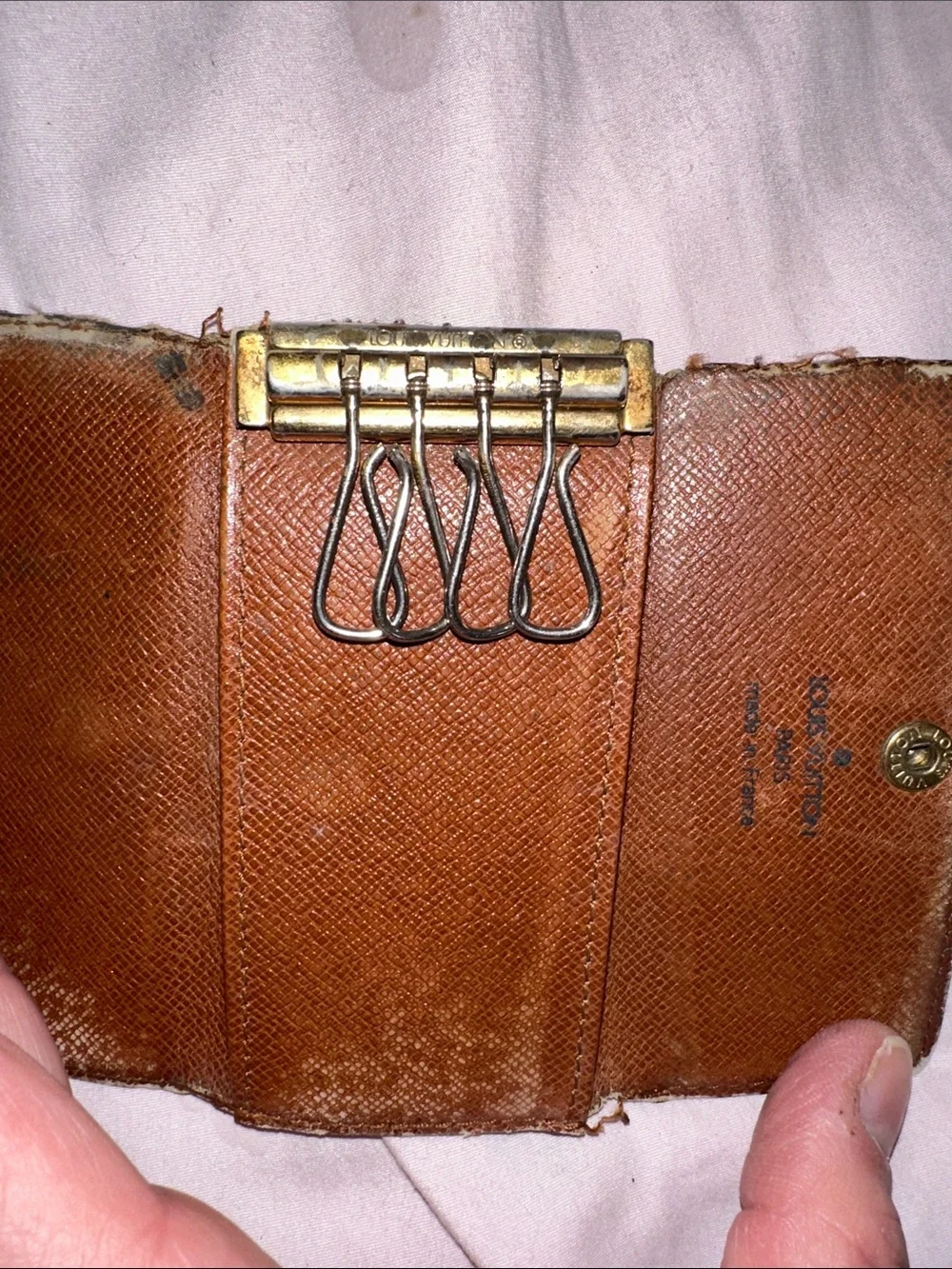 Louis Vuitton Monogram Canvas Belt with Gold-Tone key rings four good condition